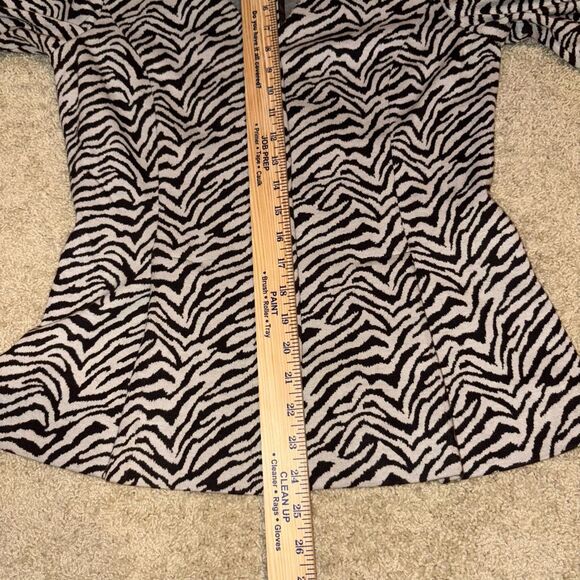 Doncaster Zebra animal print tailored fit jacket black white size 4 - Picture 11 of 11